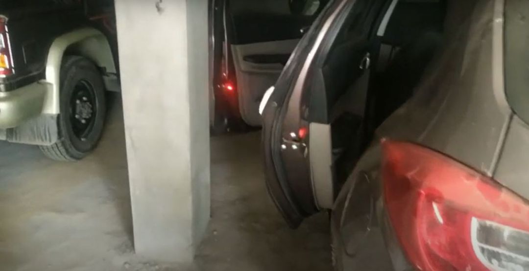 đèn nhỏ gọn, không bị cộm khi gắn cửa xe, mở cửa xe đèn tự động nháy luôn. tiện phết. ok nhé shop