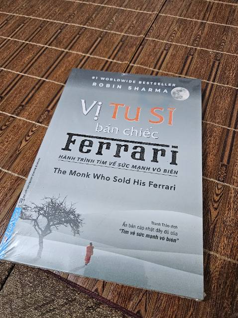 Chưa đọc nên chưa đánh giá đc nội dung
Ti ki giao hàng thì siêu nhanh
Mình đặt 1h sáng 25/7, hẹn 31/7 giao nhưng tối 25 đã gọi giao hàng rồi
Fahasa bọc sách rất hợp ý mình, có xốp bảo vệ sách và bên ngoài bọc túi giấy dầy vừa gọn gàng mà vẫn chống thấm nước dc