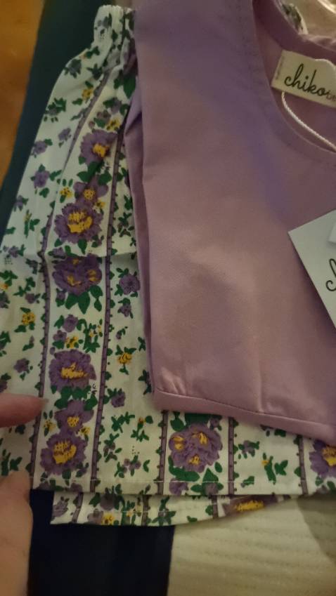 Pin có thương hiệu rất tin tưởng dùng. Mình đã nhiều lần mua hàng của nhà bán này.
Mua thông qua Tiki nên yên tâm. Hàng đóng gói sạch đẹp và giao rất nhanh.