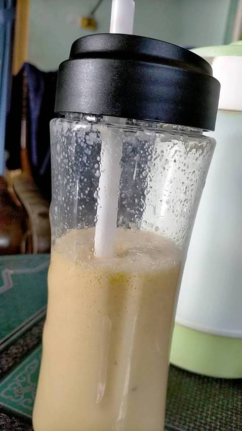 Rất là ưng ý, máy xay công suất lớn, xay hoa quả rất nhuyễn. Kèm bình nước với ống hút tiện lợi. Lần sau sẽ ủng hộ