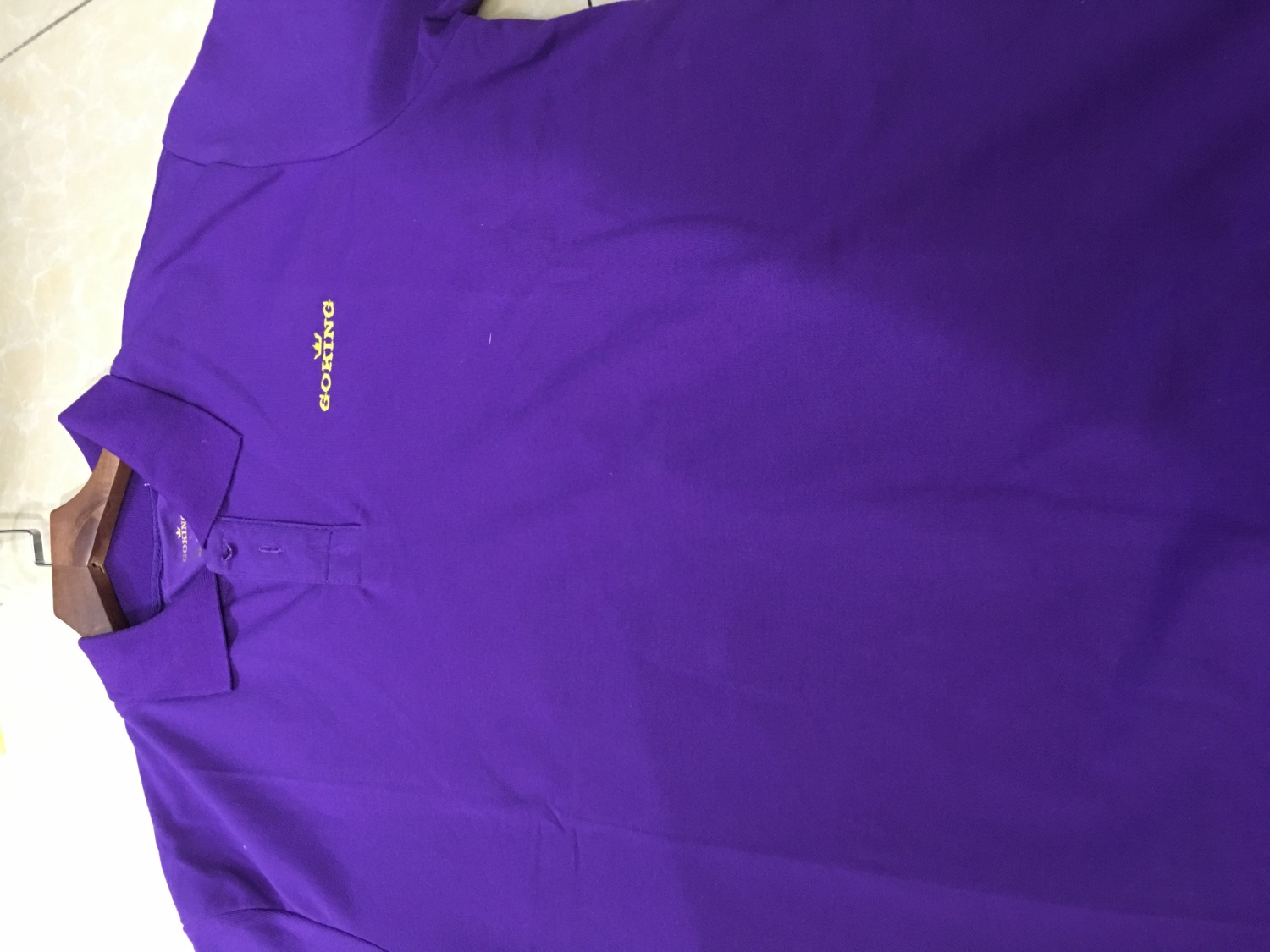 Bên Shop đóng gói cẩn thận cực kỳ, chứ thêu trên áo đẹp, bao bì kiểu nhật bản, nói chung là mua trên tiki là ưng cái bụng