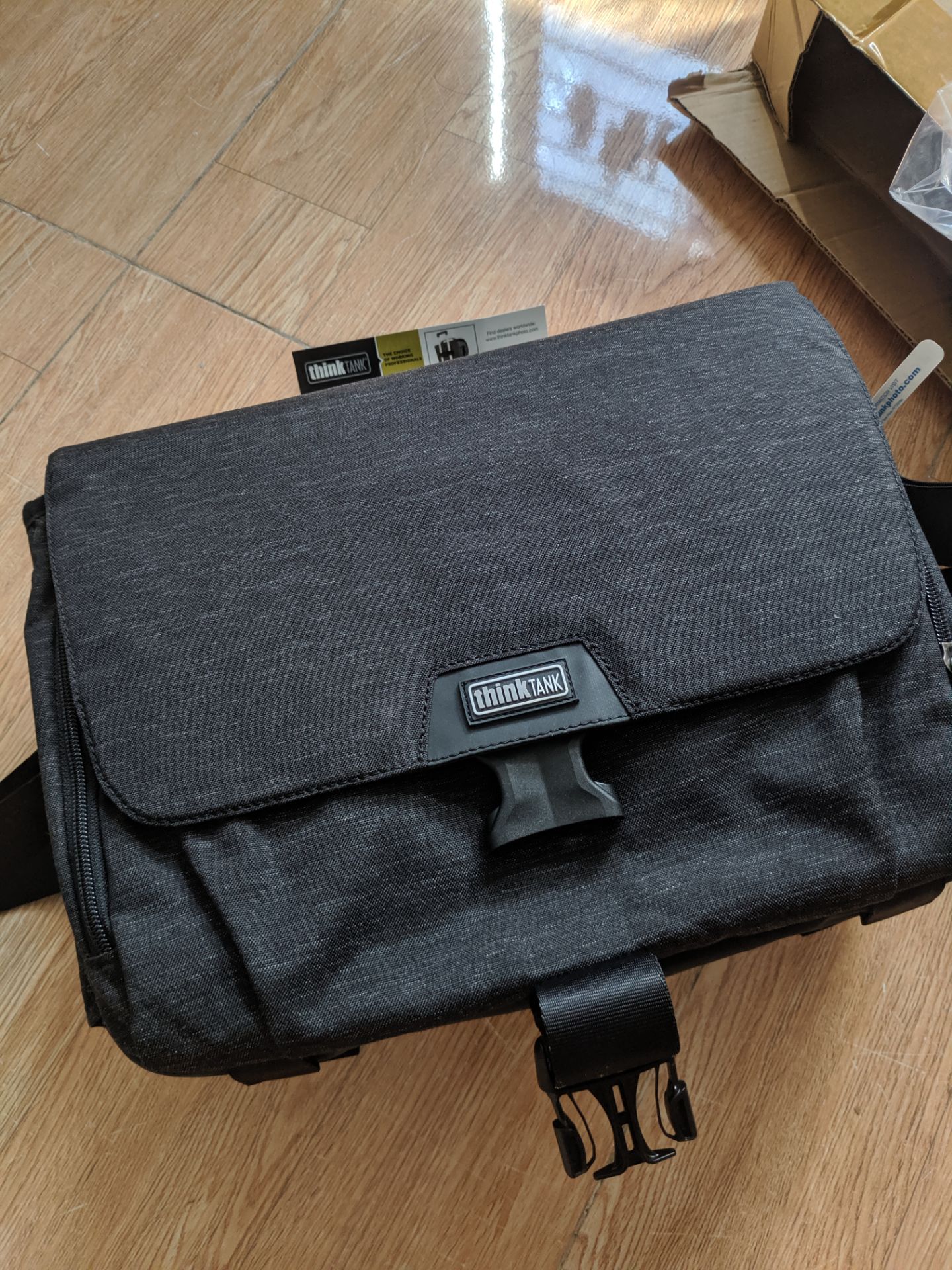 Giao hàng nhanh. sản phẩm đúng miêu tả.