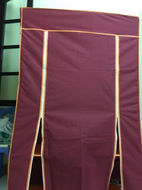 Hiiiiiii shop, tớ đã mua 3 lần tủ vải của shop, hôm nay mới đánh giá
Chất lượng SP rất rốt, vải rất dai, khung chắc chắn đựng được nhiều đồ nặng, lắp quá dễ
Giá lại rất Ok, rất ủng hộ shop, sẽ giới thiệu bạn bè tới shop
Shop xứng đáng được 5 sao, vì tủ rất chắc và đẹp, 
Cảm ơn shop và sẽ quay lại
Có điều mấy đơn thì có lúc chậm có lúc nhanh, tủ thì có đợt khóa này có đợt khóa khác, nhưng hem sao!!