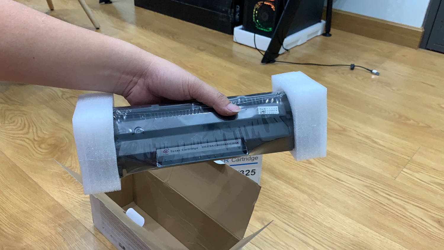 Giao siêu nhanh, ở tỉnh nà chưa đầy 2 ngày đã nhận được hàng. Hàng nguyên seal, shop đóng gói gọn gàng