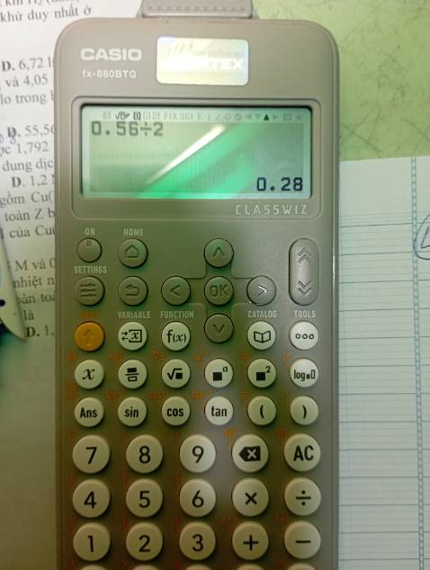 tại sao khi khi muốn bấm phím "Ans" để nhanh kh cần phải nhập lại số thì lại xảy ra như thế, mặc dù đã cài đặt lại rất nhiều lần, các máy khác kh có như vậy, nếu shop thấy cmt mong shop ib với em để trao đổi nó rất ảnh hưởng đến học tập ạ. Sau khi trao đổi xong em sẽ thay đổi đánh giá.  em xin cảm ơn!!