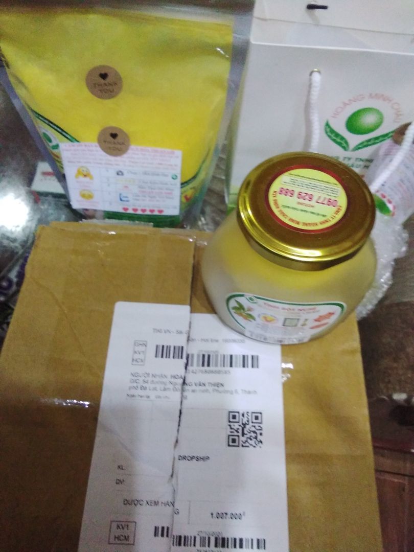 Mình không phải là người dễ tính khi chọn thực phẩm chức năng nhất là tinh bột nghệ hiện nay bán tràn lan vô tội vạ không biết đâu mà lần .Nên mình thấy chất lượng tinh bột nghệ Hoàng Minh Châu Hưng Yên thì khỏi phải chê . mình đã mua nhiều lần rồi cả  nhà mình thường xuyên dùng nên hết nhanh lắm.nhưng đây là lần đầu mình dùng dịch vụ cung cấp hàng của Bách Hóa thuận lợi mình rất hài lòng với shop về cách nâng niu sản phẩm cũng như chu đáo với khách hàng làm mình thấy yên tâm và dễ chịu. cảm ơn shop . Mình không phải là người dễ tính khi chọn thực phẩm chức năng nhất là tinh bột nghệ hiện nay bán tràn lan vô tội vạ không biết đâu mà lần .Nên mình thấy chất lượng tinh bột nghệ Hoàng Minh Châu Hưng Yên thì khỏi phải chê . mình đã mua nhiều lần rồi cả  nhà mình thường xuyên dùng nên hết nhanh lắm.nhưng đây là lần đầu mình dùng dịch vụ cung cấp hàng của Bách Hóa thuận lợi mình rất hài lòng với shop về cách nâng niu sản phẩm cũng như chu đáo với khách hàng làm mình thấy yên tâm và dễ chịu. cảm ơn shop .