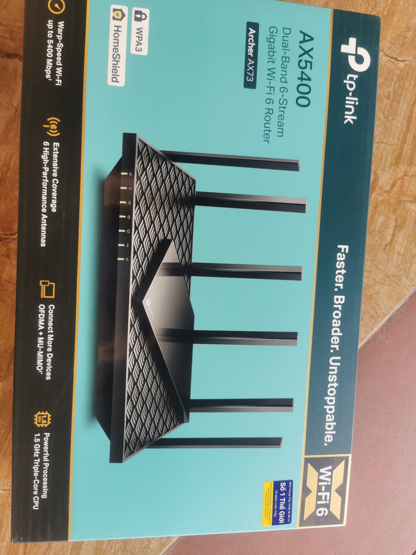 ban đầu dùng thấy ổn, sóng sánh phát không quá xa, nhưng đáp ứng tốt nhu cầu của mình, vì tốc độ gói cước chỉ 100Mbp/s nên thay router này thay cái cũ tốc độ và sự ổn định có tăng lên