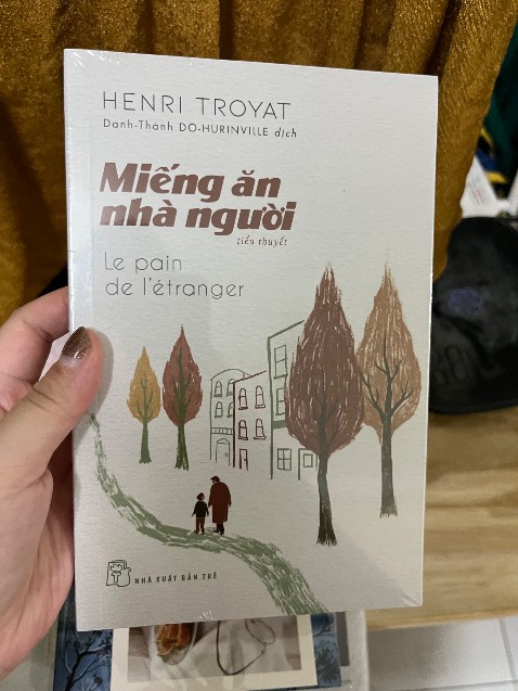 Shop đóng gói cẩn thận và giao nhanh. Giá tốt, sách chính hãng. Sẽ tiếp tục ủng hộ shop.