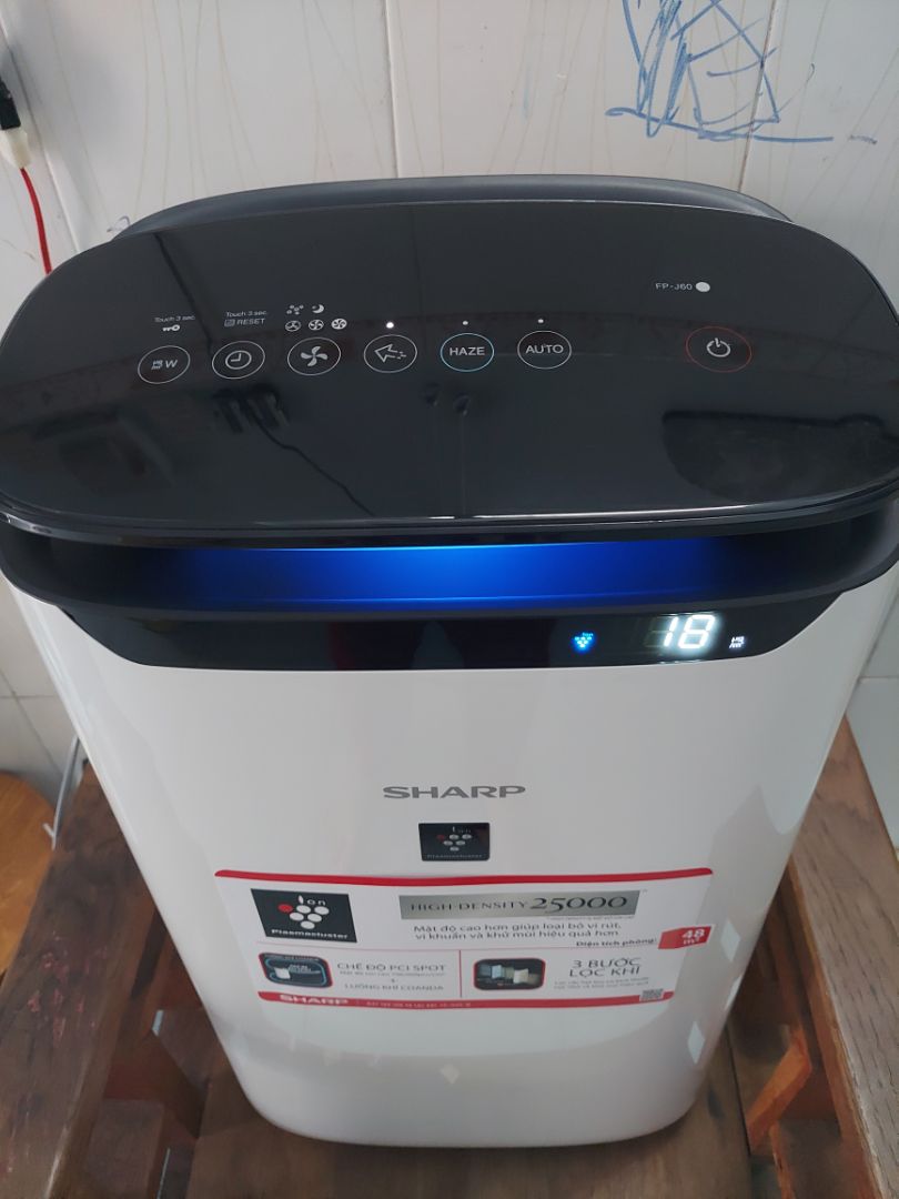 Giao hàng đúng hẹn, máy to, xài 2g thấy ok, nhà kế bên hàn xì máy cảm ứng P.M 2.5 chớp đèn cam, nhờ Tiki chỉ đăng ký bảo hành Giao hàng đúng hẹn, máy to, xài 2g thấy ok, nhà kế bên hàn xì máy cảm ứng P.M 2.5 chớp đèn cam, nhờ Tiki chỉ đăng ký bảo hành