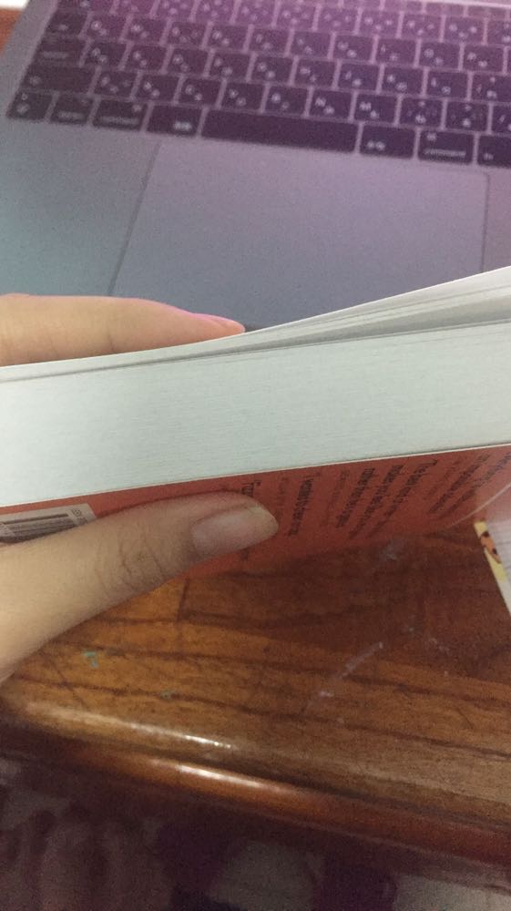 Sách nhỏ mình hơi bất ngờ
Ship cũng nhanh