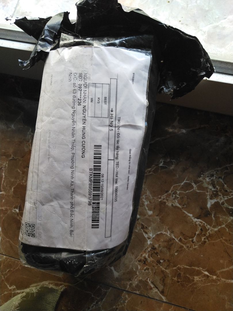 gửi
 cho đc mấy típ keo vá tường vỡ hết rồi,lúc giao hàng nhân viên họ ném vỡ hết rồi còn đâu