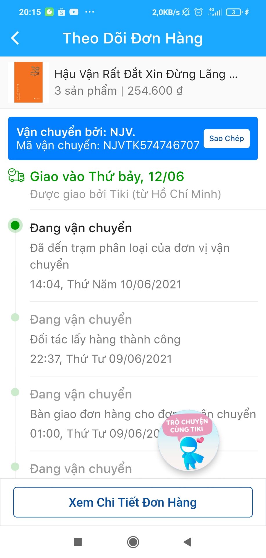 bìa bị xước và gãy do vận chuyển. đường may bị lỗi kiểu này chắc vài bữa bay tùm lum. với là hàng về đến đơn vị vận chuyển rồi không chịu giao cách 3 ngày mới giao. cũng đặt sách đây nhiều rồi mà bữa nay quá thất vọng.