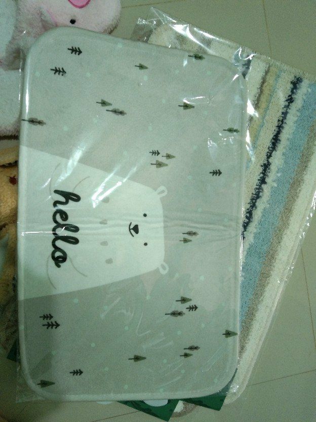 thảm đẹp quá dùng rất là thích luôn, mua giá sale nên đc rẻ nữa, mọi ng nên mua nha