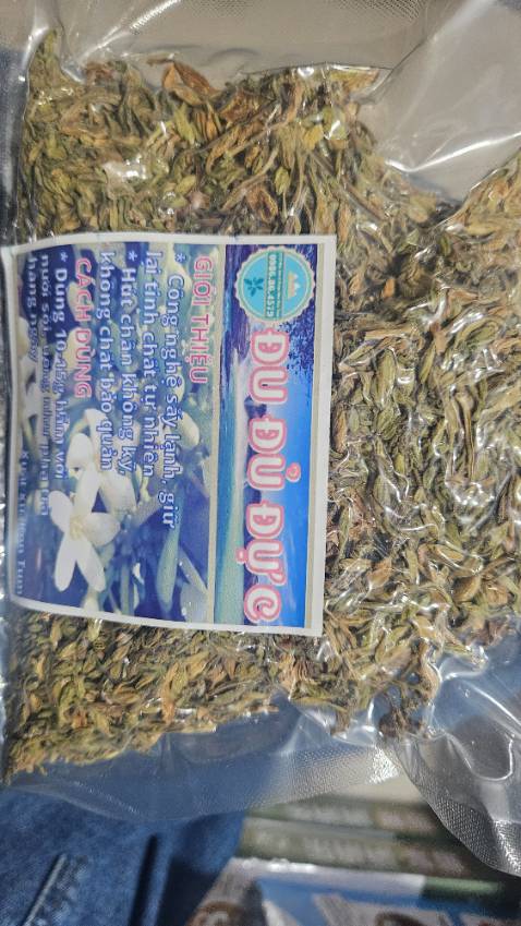 Giao trễ mà sản phẩm không như trong hình và các lần đặt trước. Chắc gói này được 100gr (không có thông số trọng lượng)