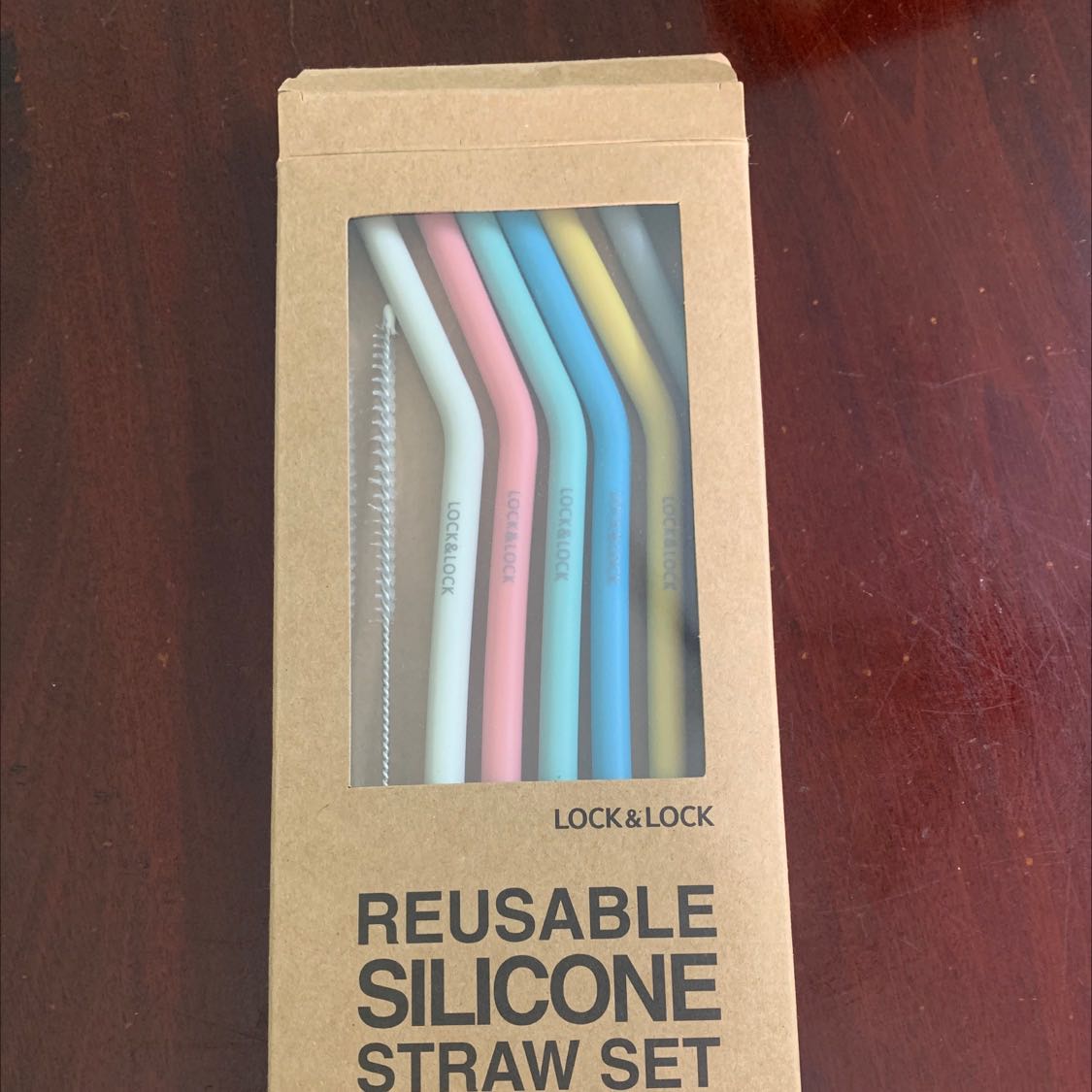 tiki giao hàng nhanh, ống hút mềm. good! rất đáng mua!!