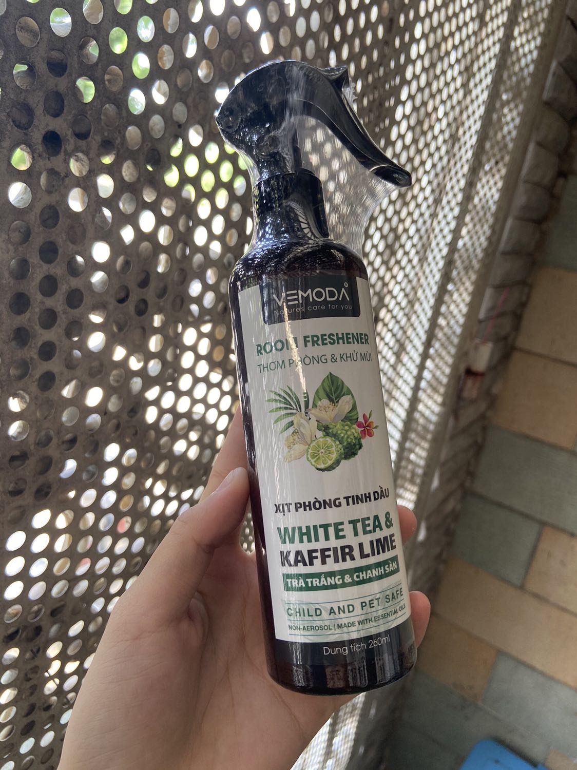 Mùi hương thơm dễ chịu và giữ mùi được khá lâu
Hàng gói chắn chắn rất kỹ
Cảm ơn shop va tiki