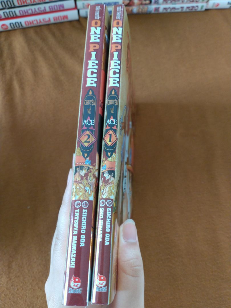 bình thường m mua truyện trên tiki khá là hên xui nmà hôm nay nhận đc 2 cuốn ko bị sao nên m rất hài lòng