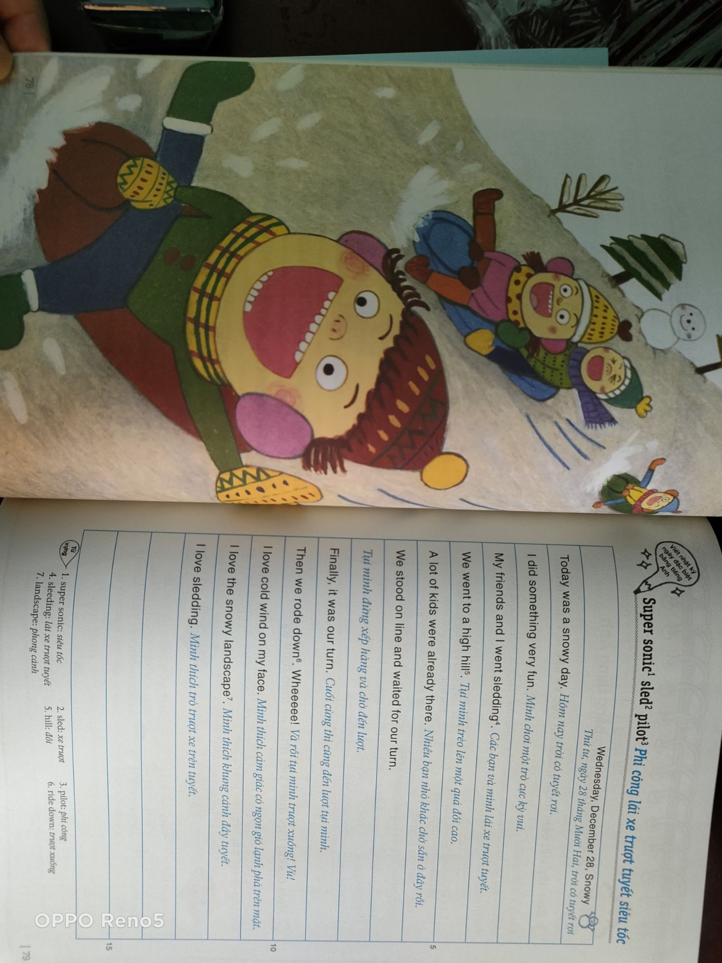 Hình minh hoạ sinh động, ví dụ và hướng dẫn dễ hiểu cho bé bắt đầu học tiếng Anh. Tuy nhiên cuốn này dùng cho bé đã biết đọc chữ và viết nhuần nhuyễn tầm lớp 2