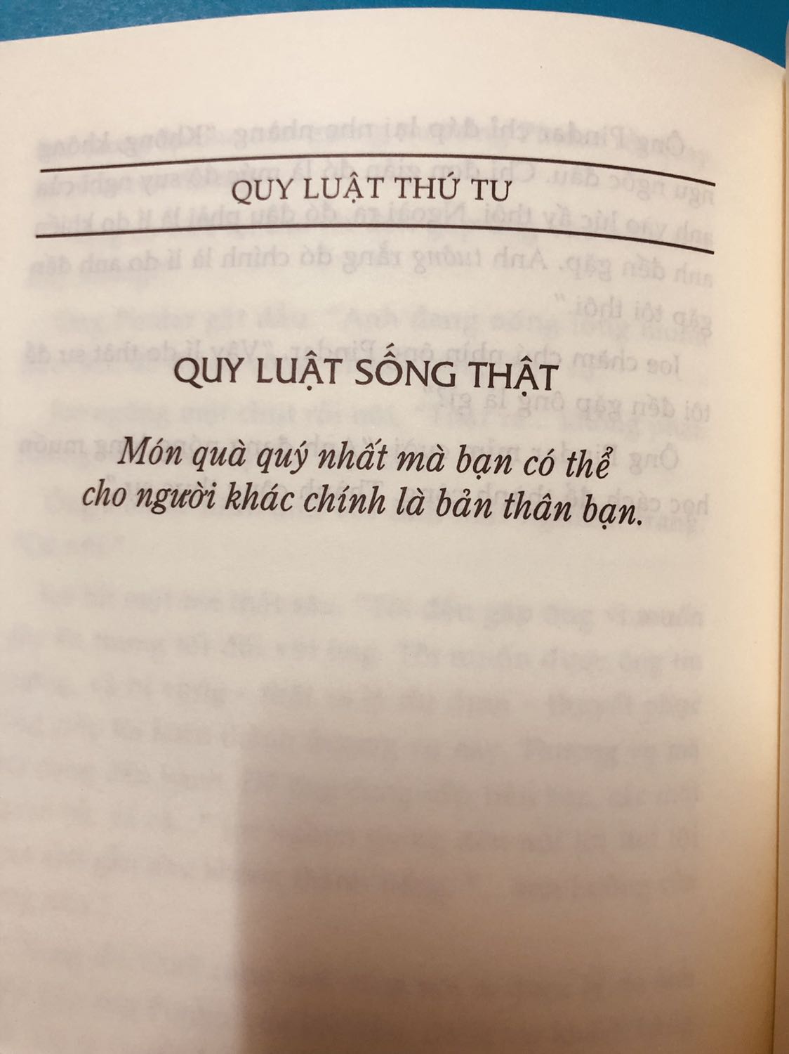 - Nội dung sách nói về các bí quyết trong kinh doanh của những người thành công mà ít ai có thể làm được đó là sự cho đi mà không có sự tính toán, là làm việc bằng sự chân thành bằng cả trái tim. Sự cho đi không phải là dại khờ mà là đỉnh cao của tấm lòng cao cả, cho đi rồi sẽ được nhận lại. Đôi khi những gì mình nhận lại còn to lớn hơn những gì mình đã cho đi. 
- Mong sự chia sẻ của mình sẽ giúp ích cho việc lựa chọn sách của bạn ❤️
