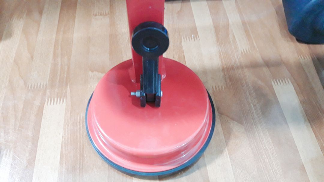 giao hàng nhanh ,ko bị tróc hay hư gi.Cm tiki trong thời gian dịch đã giao hàng để mik luyện tập ở nhà