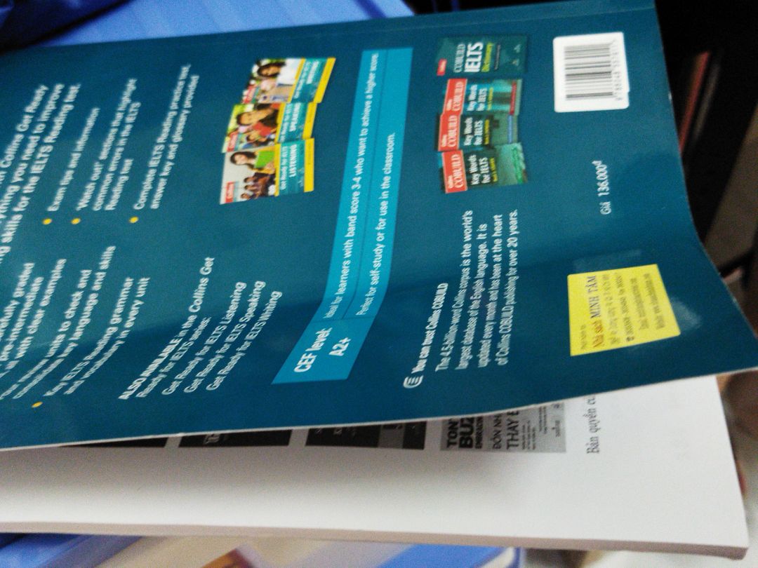 Giao hàng thì nhanh nhưng hàng thì bị méo một chút khiến sách không như mới, không biết do nhà sách hay do người giao. Vì đây là sách Tiếng anh nên vẫn cho 5 sao, mong lần sau không có tình trạng như vậy