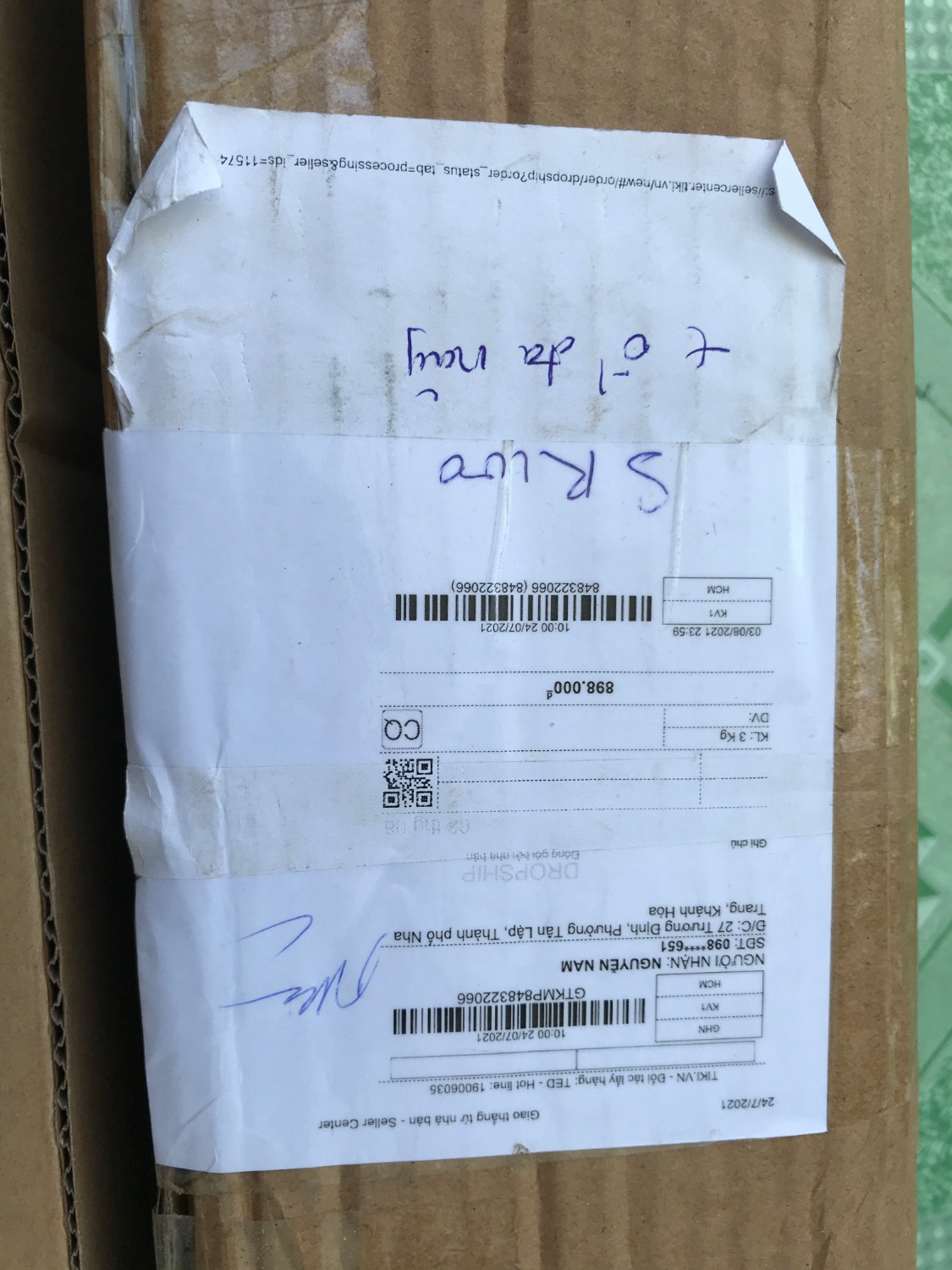 Mẫu mã cũng đẹp, âm thanh nghe khá hay, chất lượng phù hợp với số tiền mua