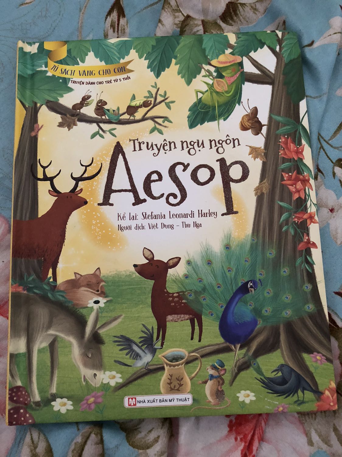 Dịch vụ giao nhanh, Sách rất đẹp. Tặng con mà bạn ấy rất thích. Cảm ơn Tiki!