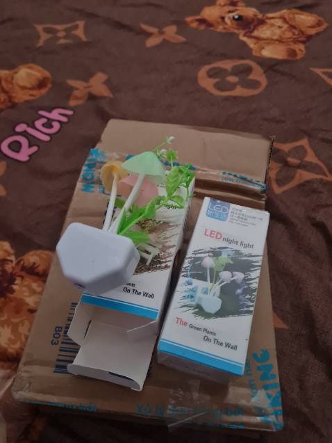 Sản phẩm shop giao giống như quảng cáo, sẽ ủng hộ shop khi có nhu cầu