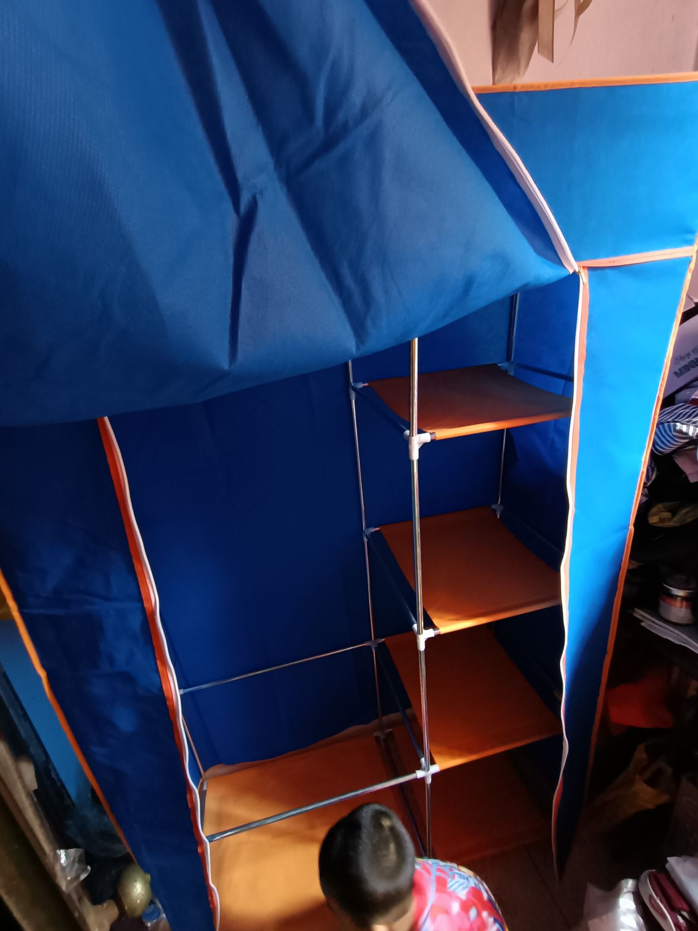 Lần đầu tiên mua nhưng rất hài lòng, kể cả chất lượng vẫn thái độ phục vụ... full sao nha!!!
Hôm mình mua bị thiếu 1 linh kiện nhỏ, nhắn 1 cái là shop gửi ngay cho mình, rất nhanh chóng!!!
((Vì mình muốn treo áo dài nên thay đổi một chút cho đủ chiều cao ^^))