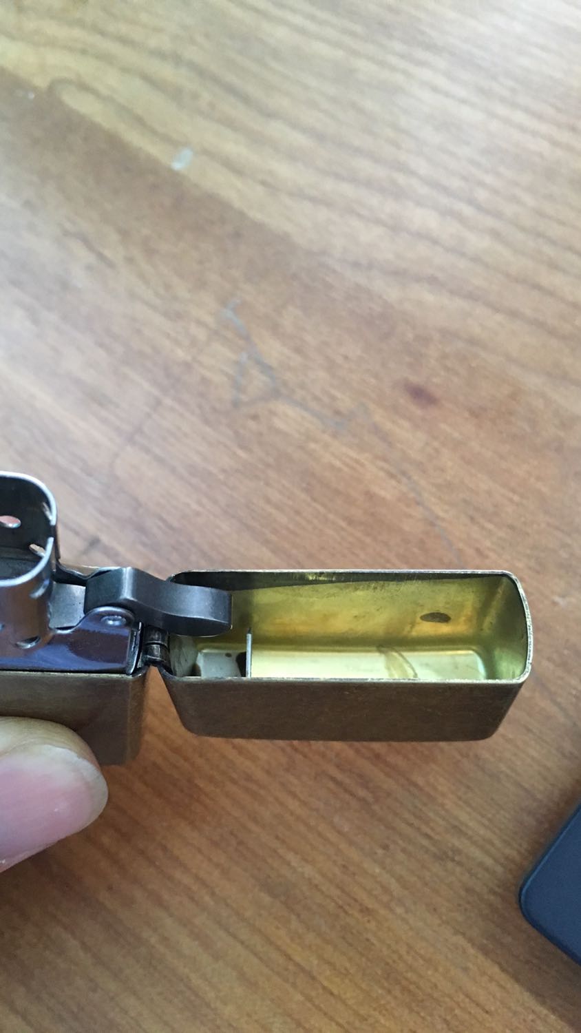 Sử dụng tốt nhưng bật đã qua sử dụng chứ ko phải mới 100%