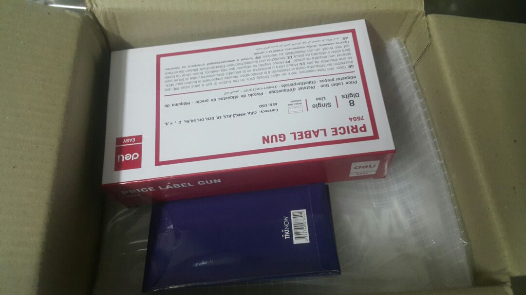 Mình mua đơn Văn phòng phẩm trên 200k của Tiki Trading nhưng không áp dụng được mã VPPHSO hay mã HSO100K như Tiki đã thông tin nên cuối cùng áp dụng mã BKT10 (12%). Mình cảm ơn Tiki đã nỗ lực giảm giá, dù ít hay nhiều!

Giao hàng nhanh chóng, chuyên nghiệp. Quy cách giao 1 xấp 12 cái, sọc lưới caro mặt trước trong mặt sau.

Sản phẩm chất lượng tốt như hình, bìa My CLEAR dày vừa phải, nút bấm chắc chắn, kín đáo. Mình thích loại này do 2 biên ép lệch vô khoảng 10mm, loại ép sát biên dễ nứt rách. Kích thước A4: 32 x 23cm gọn gàng.

Cảm ơn Tiki!