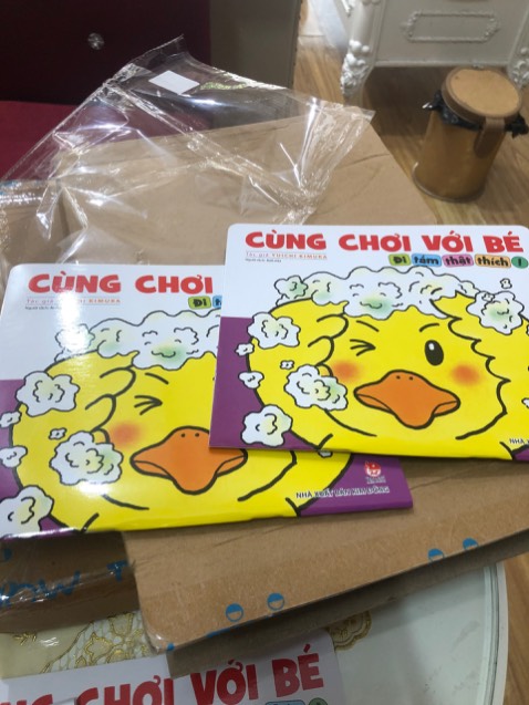 Mua 5 quyển giao lộn 4 quyển trùng nhau rồi nhé shop. Liên hệ lại đổi cho mình nhé