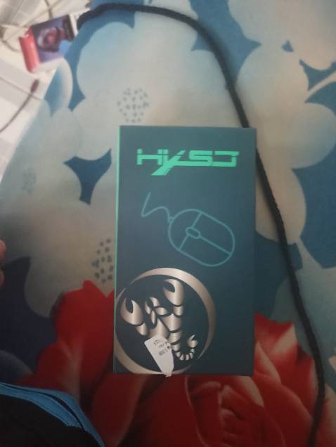 Sản phẩm chất lượng, nhỏ gọn, nhẹ, ko gây tiếng ồn khi click đúng mô tả
Chạy mượt mà, bánh lăn cũng mượt và nhanh
Có kèm dây sạc, chuôi cắm hơi cứng nhưng chắc chắn
Đóng gói cẩn thận, có muốt lót sản phẩm
Giao hàng nhanh, hôm trước đặt hôm sau có liền
Shipper lịch sự, tận tình 
Lưu ý khi dùng nên cẩn thận bị rơi, va đập để tránh hư hỏng 
Đây là một sản phẩm chất lượng đáng mua