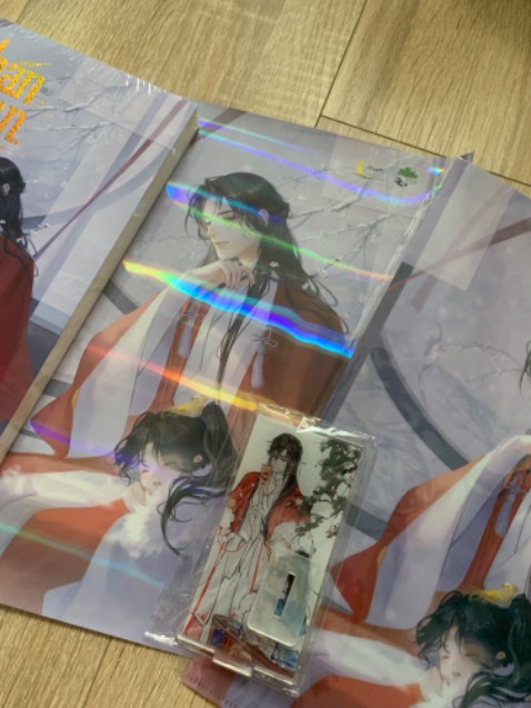 Tiki giao hàng nhanh, bìa sách xinh☺️, nd chưa đọc nên nx sau 🥹