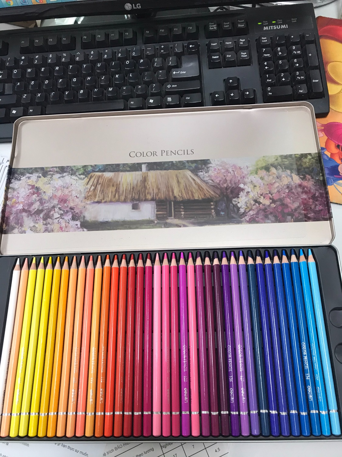 Mình mua cho con dùng, sản phẩm nhận được rất tốt, màu đẹp sắc nét, đóng gói cẩn thận, giao hàng nhanh! con mình rất yêu thích, rất hài lòng khi mua được sản phẩm ưng ý..