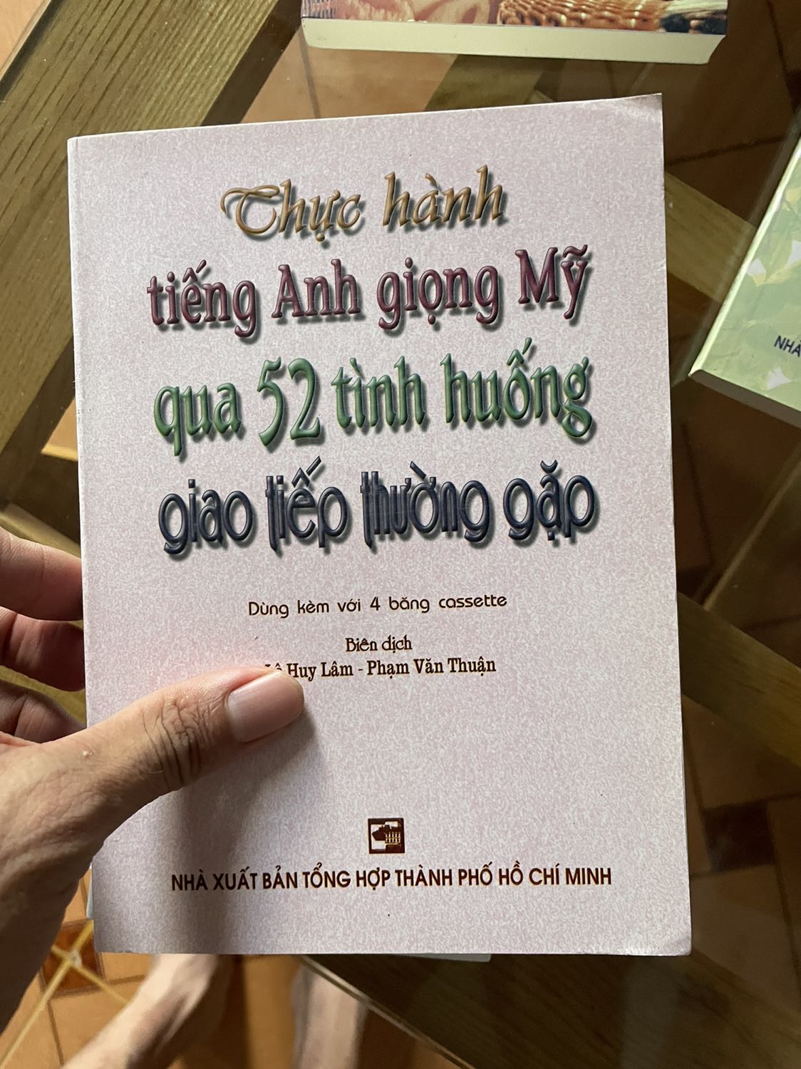 Giao nhanh. Sản phẩm chất lượng. Giấy tốt.