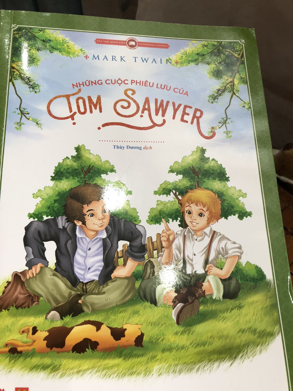 Truyện rất hay, bé nhà mình học lớp 2(lên lớp 3) rất thích.