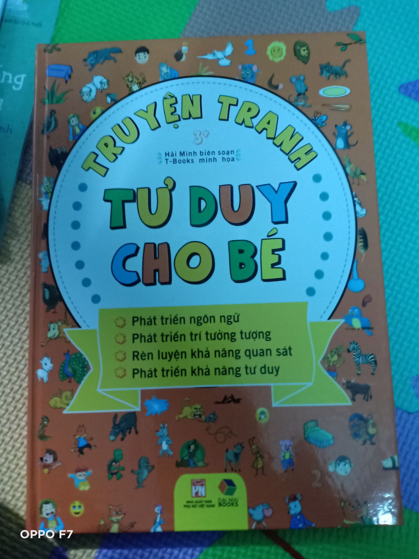 mik rất thích cuốn sách này. cuốn sacgs vận dụng logic câu chuyện và tư duy hình ảnh ms kể câu chuyện hay. mong sẽ có nhiều cuốn sách bổ ích vậy cho các bé