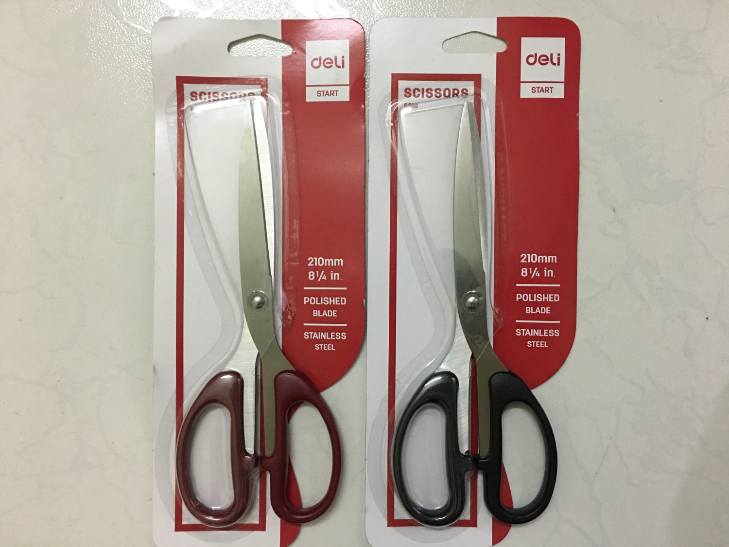 Mình mua kéo này để cắt giấy,cắt băng keo,cắt rất bén,mua 2 cây để dự phòng,về lâu dài thì không biết chất lượng thế nào,nhưng hiện tại mình hài lòng với sản phẩm này.