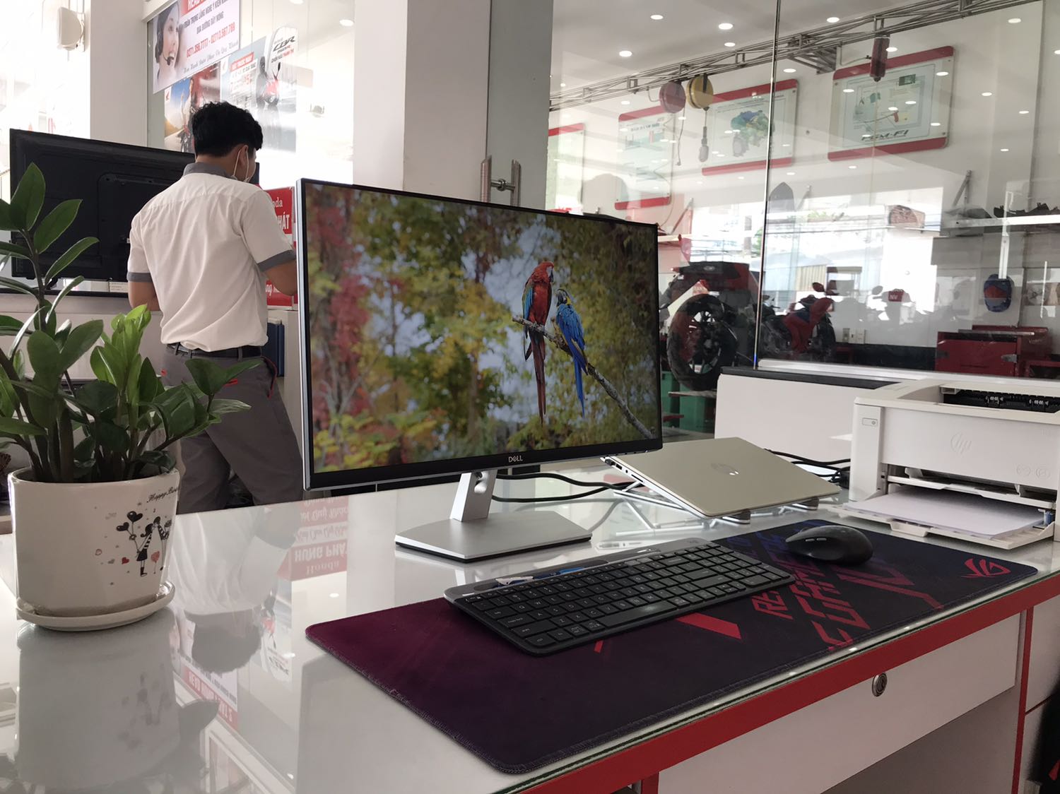 đẹp quá mức tưởng tượng, đang dùng dòng U nhưng vẫn rất ưng ý mẫu này