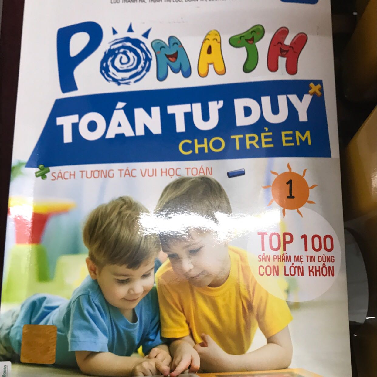 Bộ sách có nội dung bổ ích, tạo hứng thú cho trẻ với nhiều bài tập nhỏ như những trò chơi