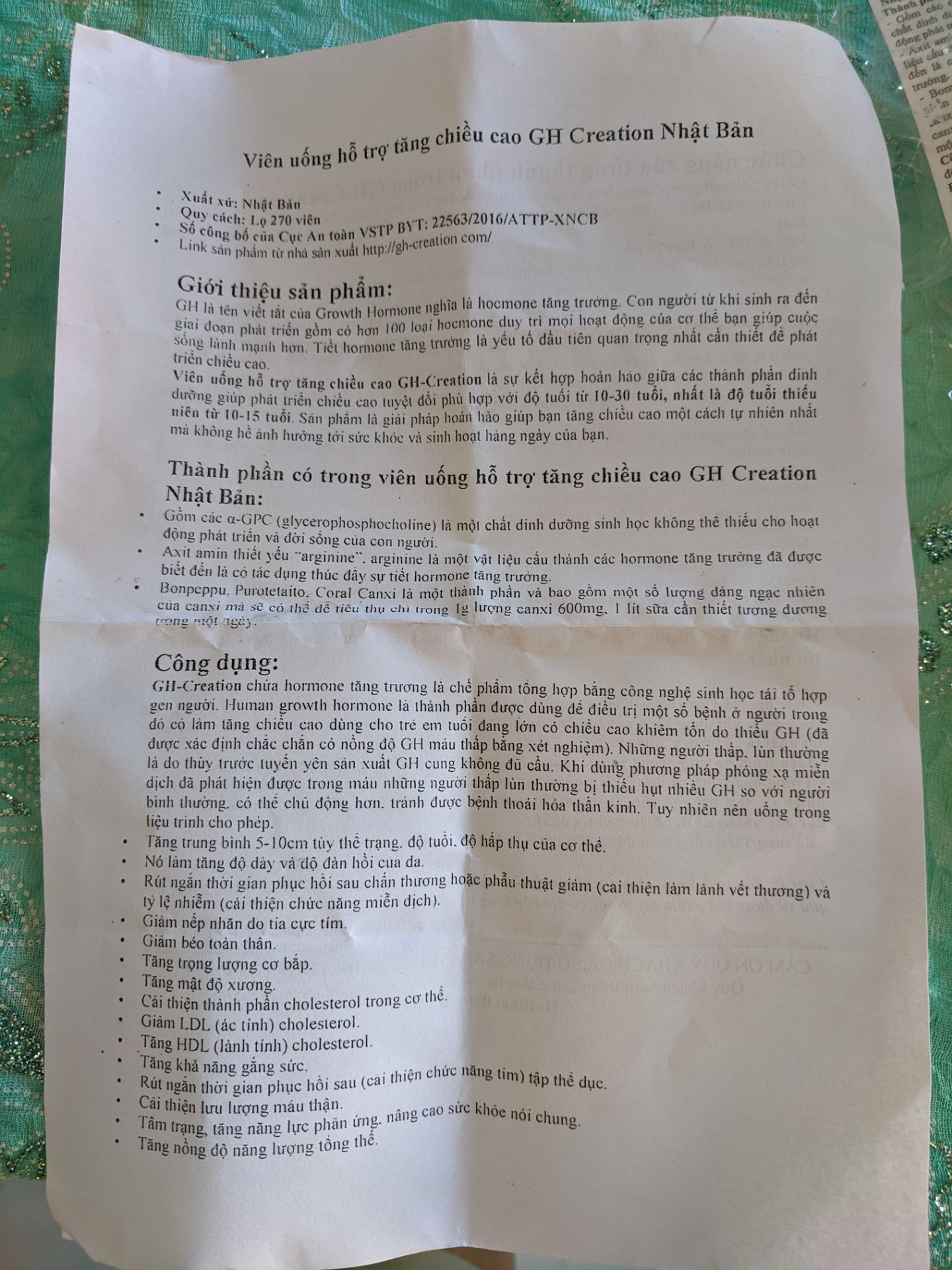 Ấn tượng tốt khi được gói bằng nhiều lớp: 1 lớp zip; 1 lớp Pe mỏng
Rất lo lắng khi biết nắp nhựa không được niêm phong lại từ trước, ... 
Lọ thủy tinh nên an tâm hơn trong việc sử dụng lâu dài không bị biến chất
Dùng thử, cảm nhận rồi sẽ phản hồi lại cho mọi người cùng nắm