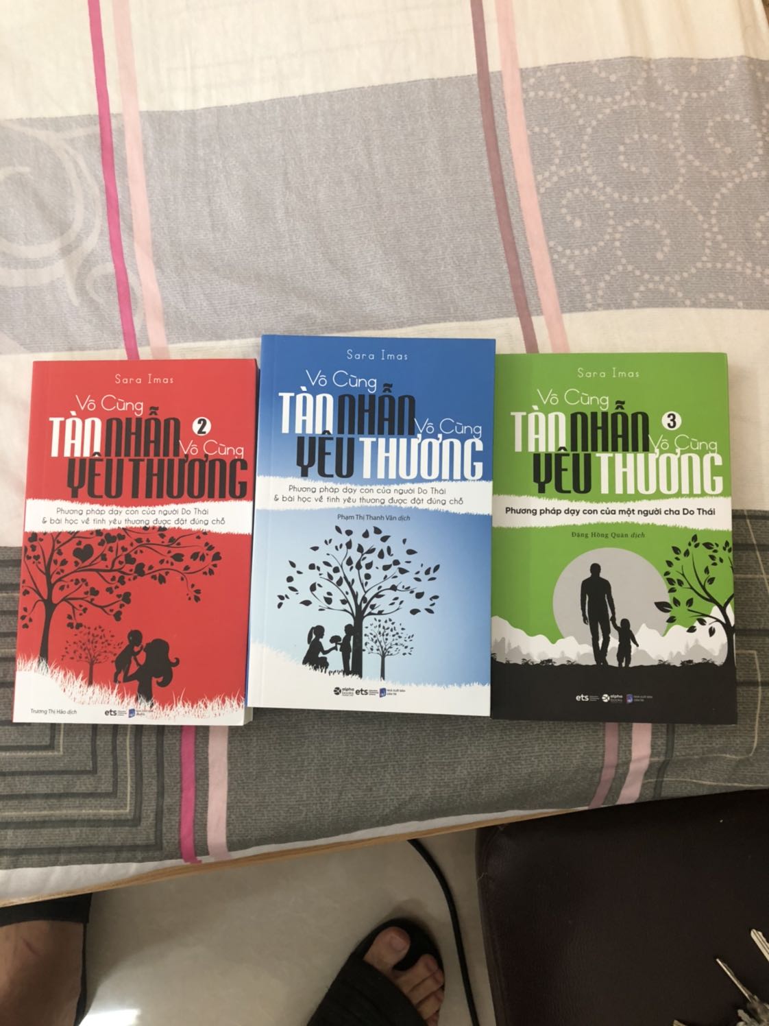 Chất lượng giấy in kem, mầu vàng vàng