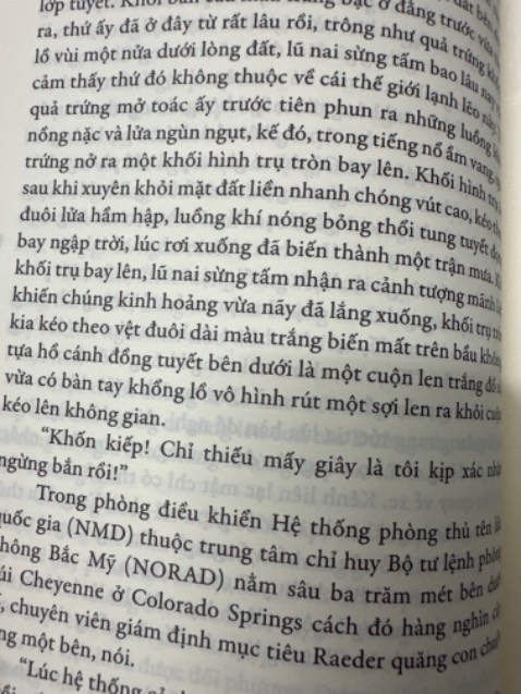 Sách lậu lỗi tùm lum, mua chuẩn của mall mà vẫn dính hàng lậu
