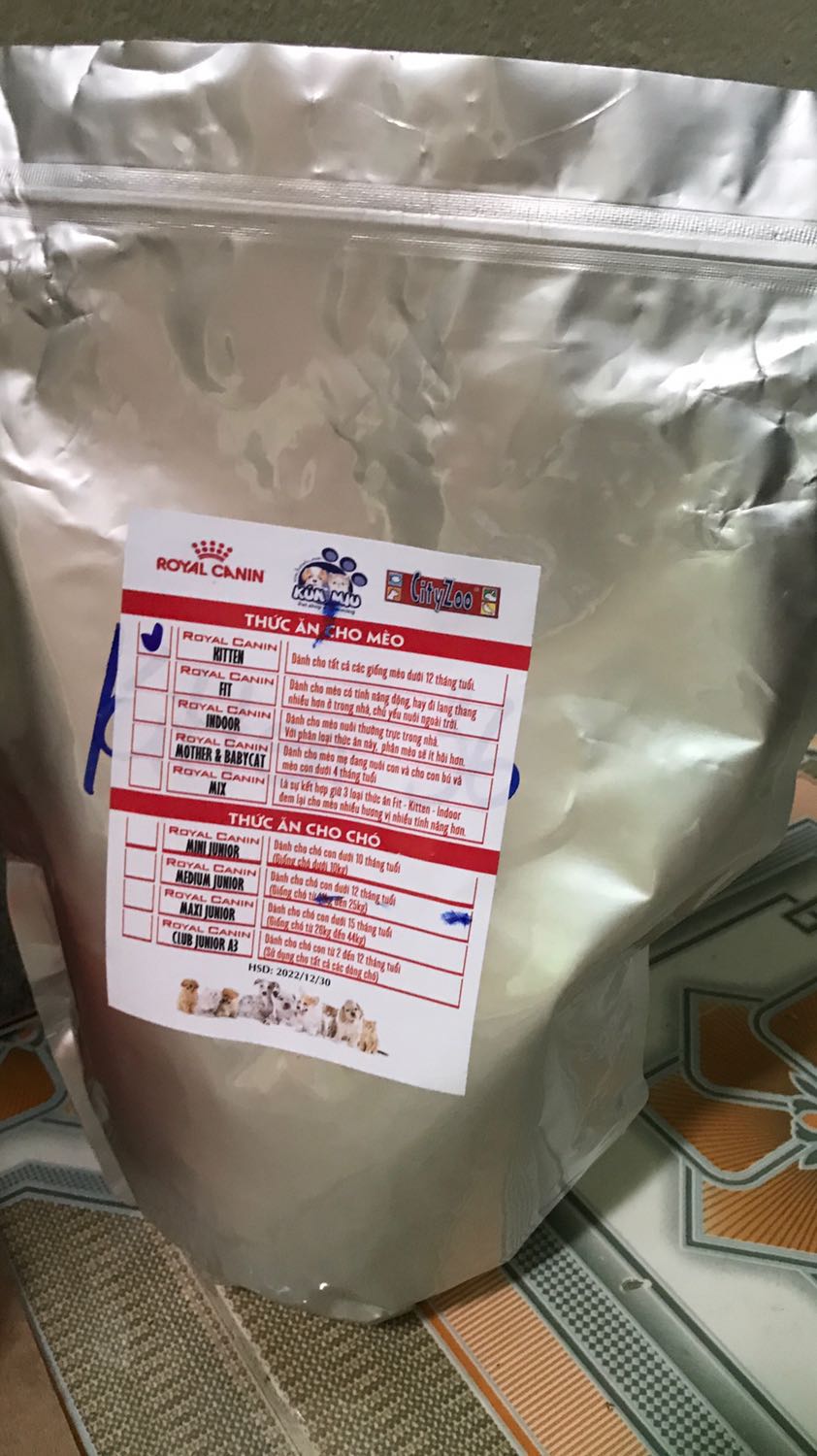 Mèo nhà mình thích ăn, shop đóng gói cẩn thận ,ưnggggggg