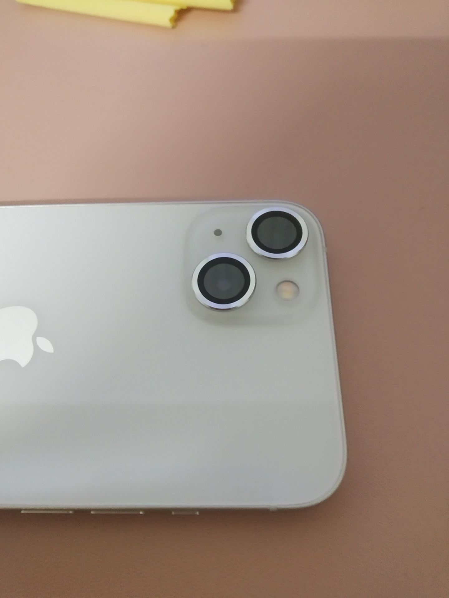 sản phẩm này đúng cam rõ không bị mờ nhưng khi ánh sáng nhiều chói hơn bình thường