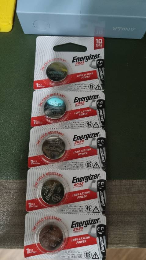 Hàng thấy có vẻ xịn, từ bao bì đến nội dung. Mới dùng nên không biết có được lâu không, nhưng mình từng mua pin AA, AAA panasonic sạc của shop này rồi, khá tốt.