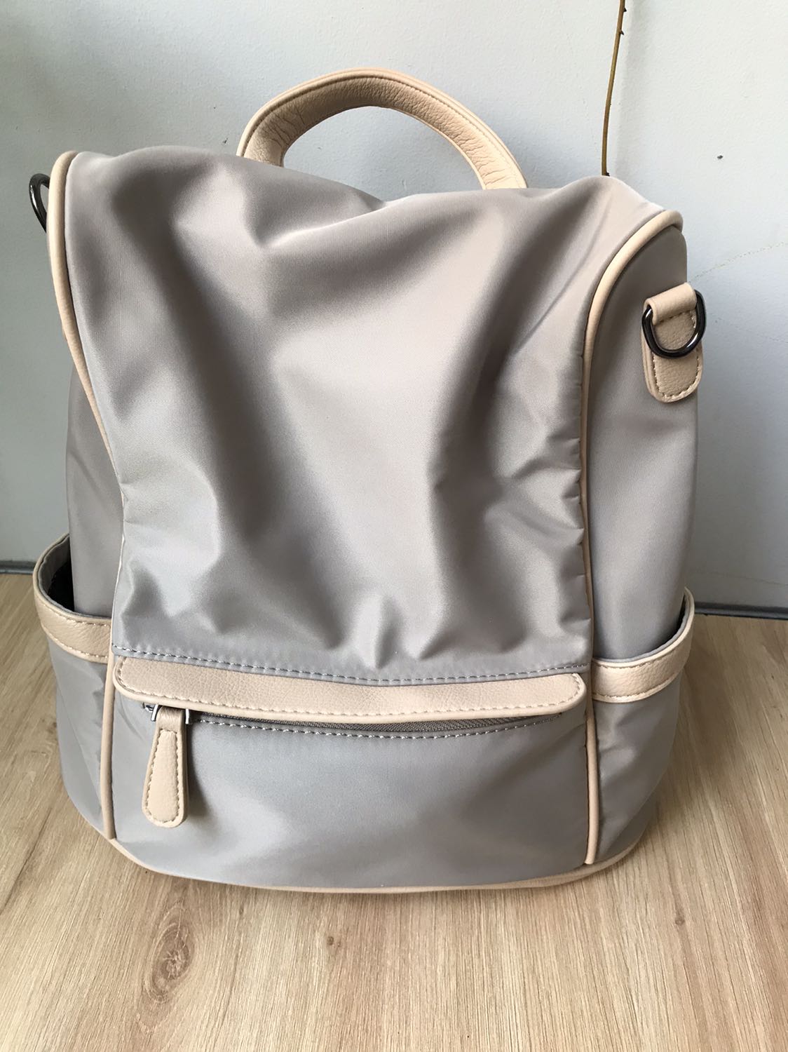 Sản phẩm giống mô tả, đẹp, Đường may chắc chắn