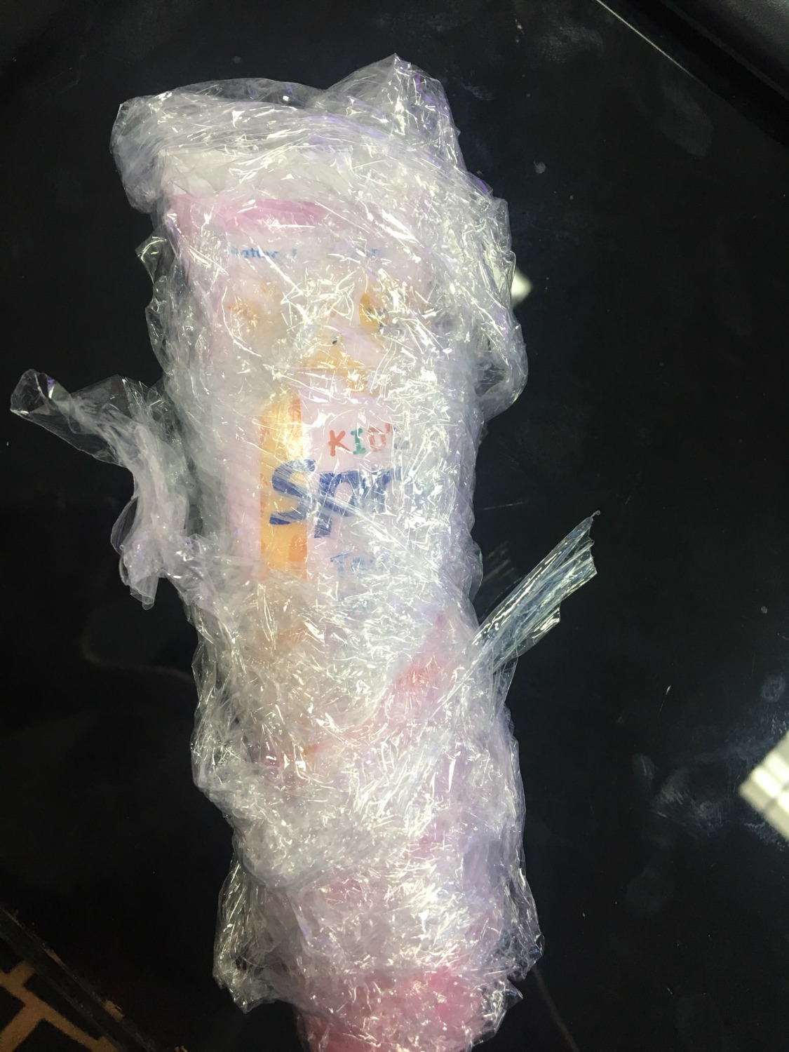 Tiki giao hàng siêu nhanh, mình mới đặt 12h trưa thì chiều đã nhận được hàng. Đóng gói cẩn thận.
Về sản phẩm: hương thơm nhẹ nhàng, mình luôn tin tưởng Tiki về các sản phẩm đòi hỏi "hàng chính hãng". Cảm ơn Tiki, sẽ ủng hộ dài dài. Tiki giao hàng siêu nhanh, mình mới đặt 12h trưa thì chiều đã nhận được hàng. Đóng gói cẩn thận.
Về sản phẩm: hương thơm nhẹ nhàng, mình luôn tin tưởng Tiki về các sản phẩm đòi hỏi "hàng chính hãng". Cảm ơn Tiki, sẽ ủng hộ dài dài.