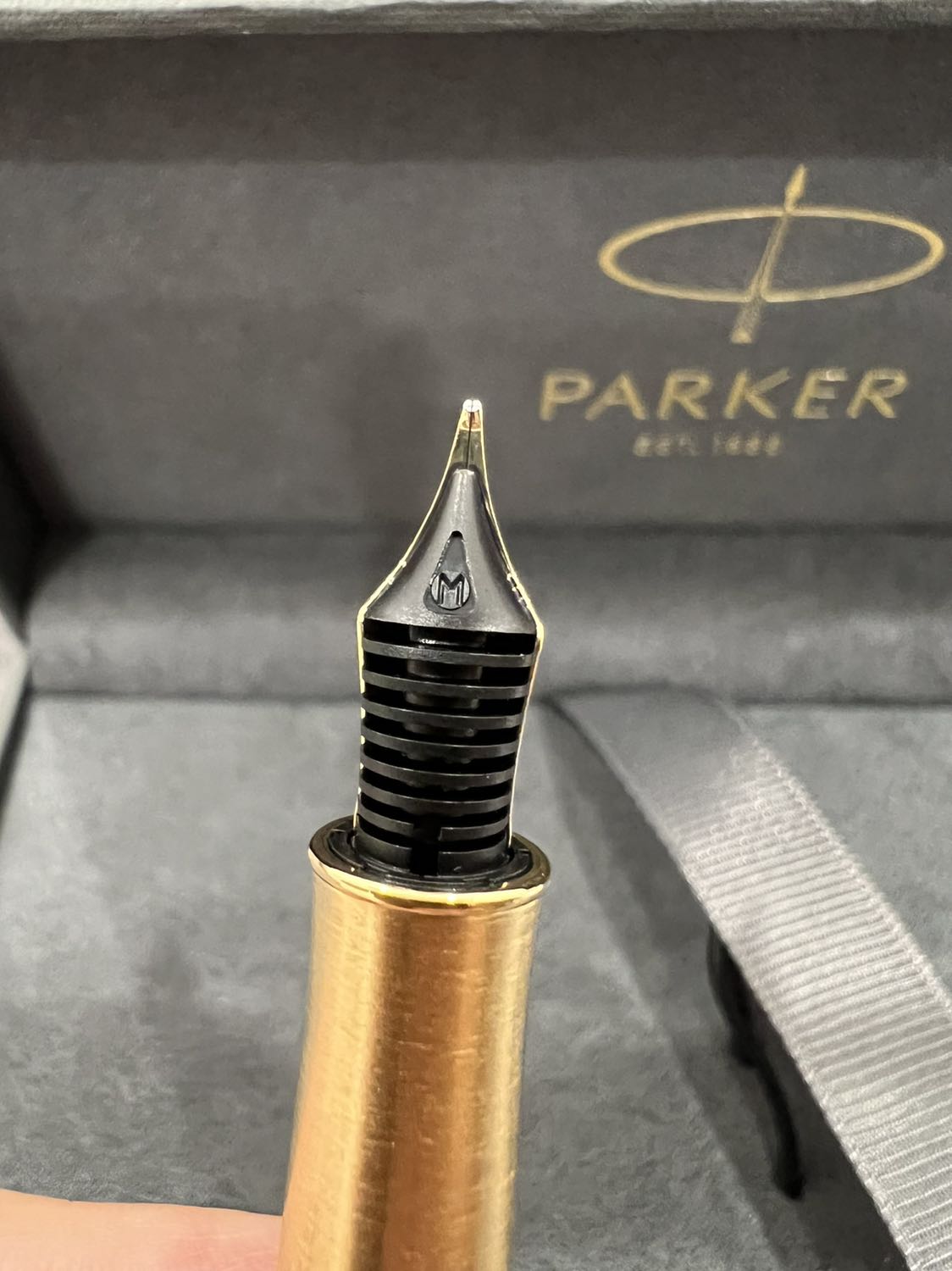 Chất lượng tuyệt vời, ngòi hơi to so với mình tưởng tượng